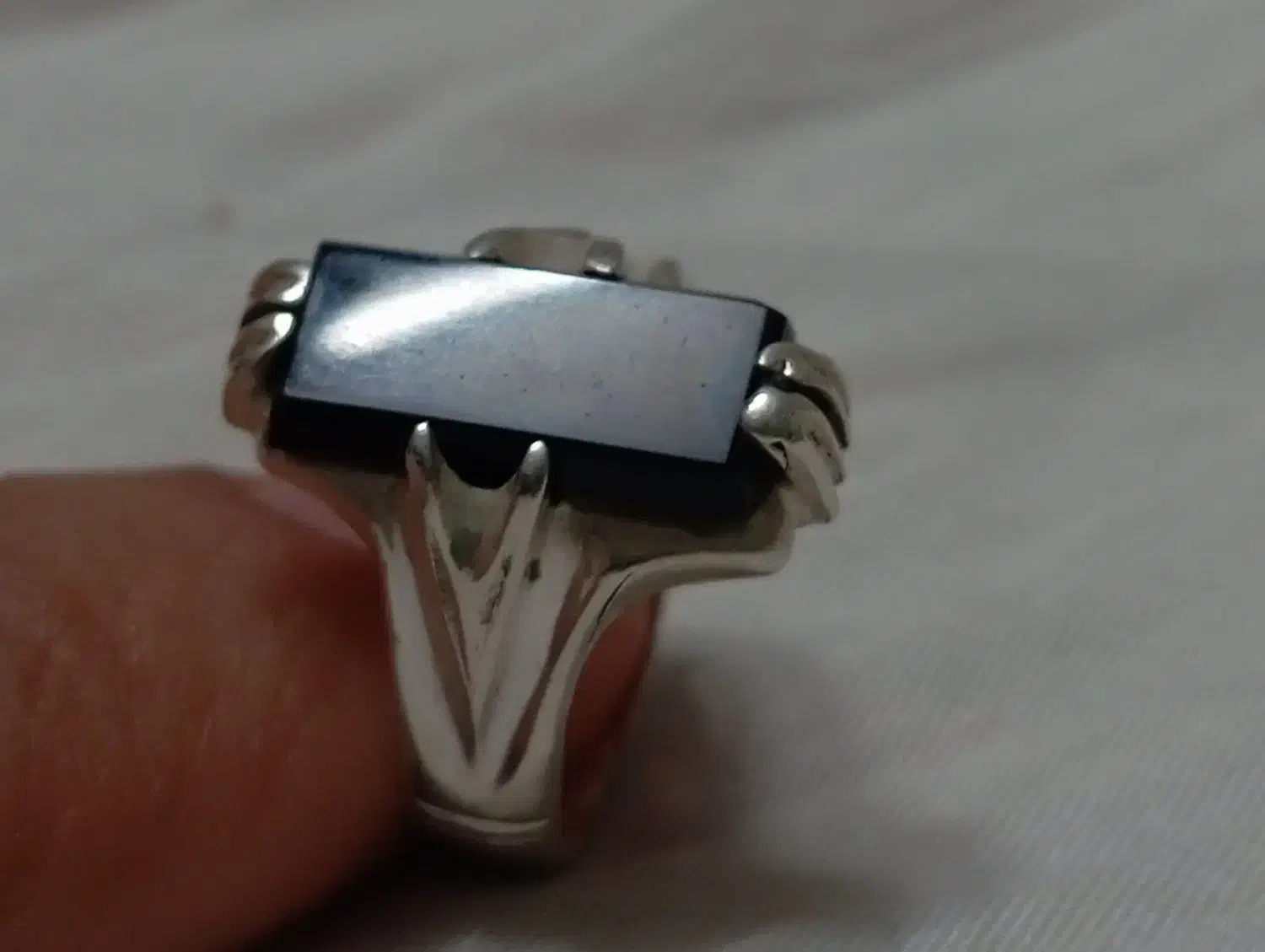 انگشترنقره عقیق سیاه رکاب دستسازنقره عیاربالا بشرط|جواهرات|قم, نیروگاه|دیوار