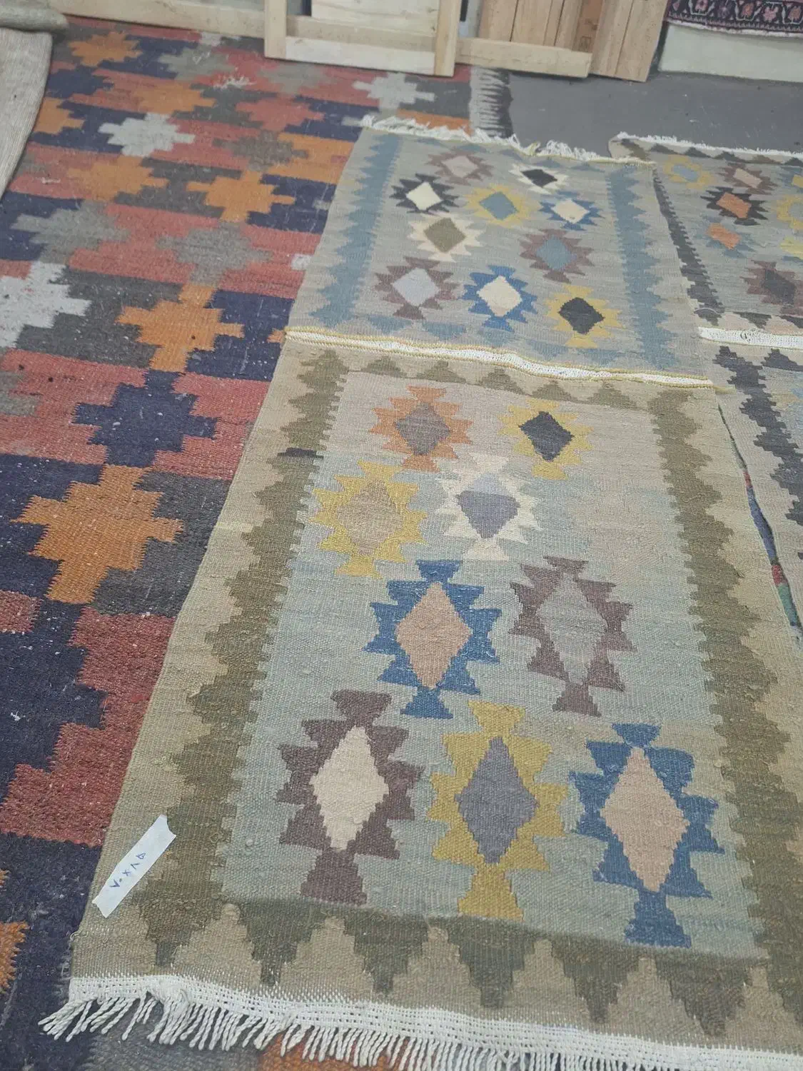 چند تایی گلیم دست بافت|گلیم، جاجیم، گبه|تهران, سنگلج (شاپور)|دیوار