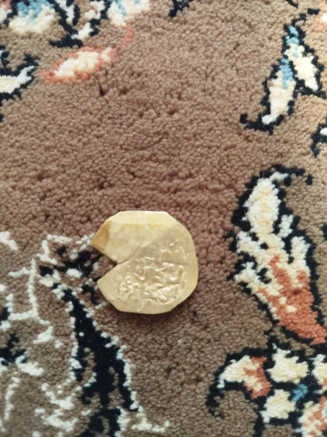 سکه قدیمی طلا|جواهرات|زنده رود, |دیوار