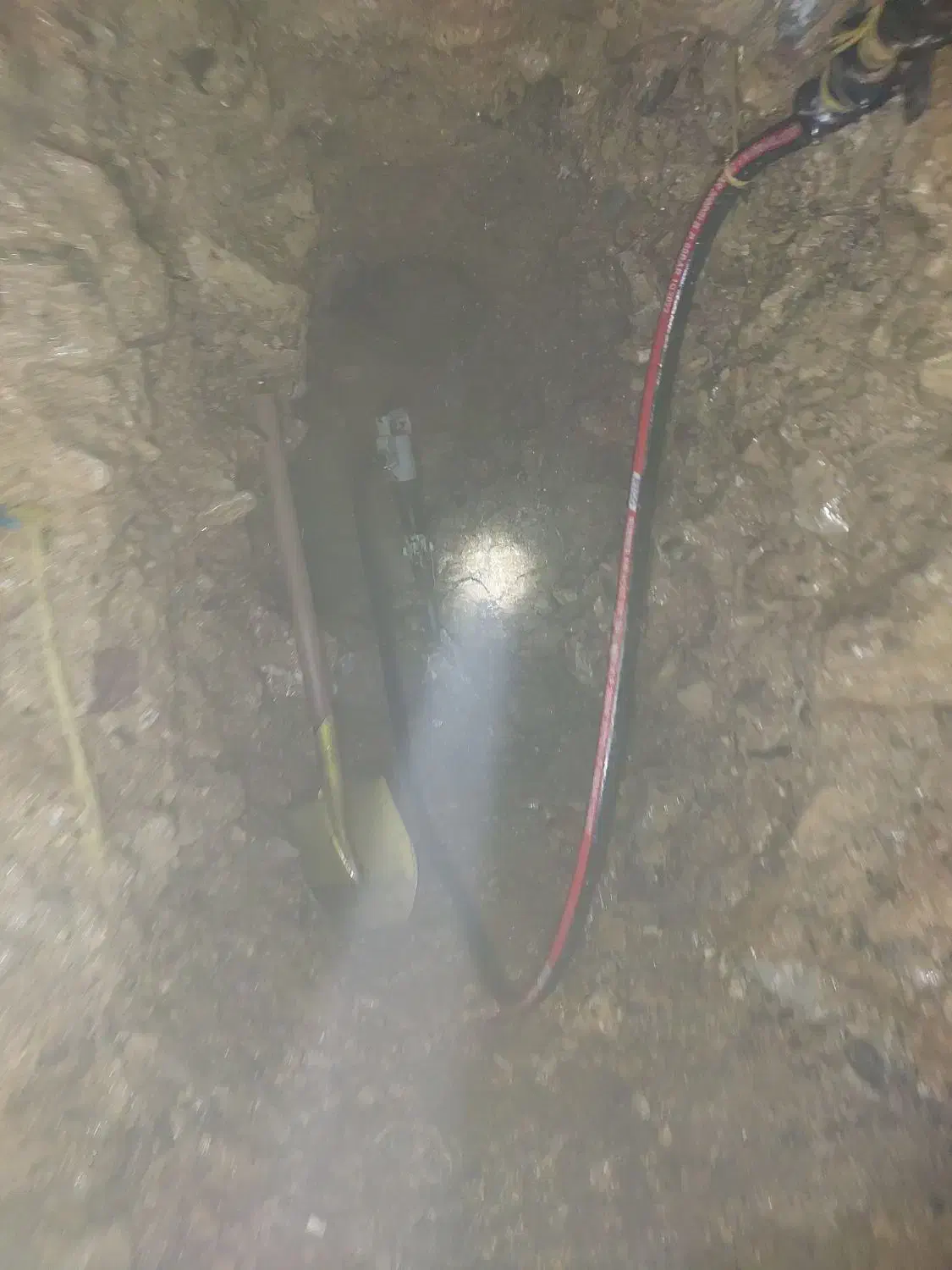 حفاری چاه دستی ،دهانه گشاد|خدمات پیشه و مهارت|کبودرآهنگ, |دیوار