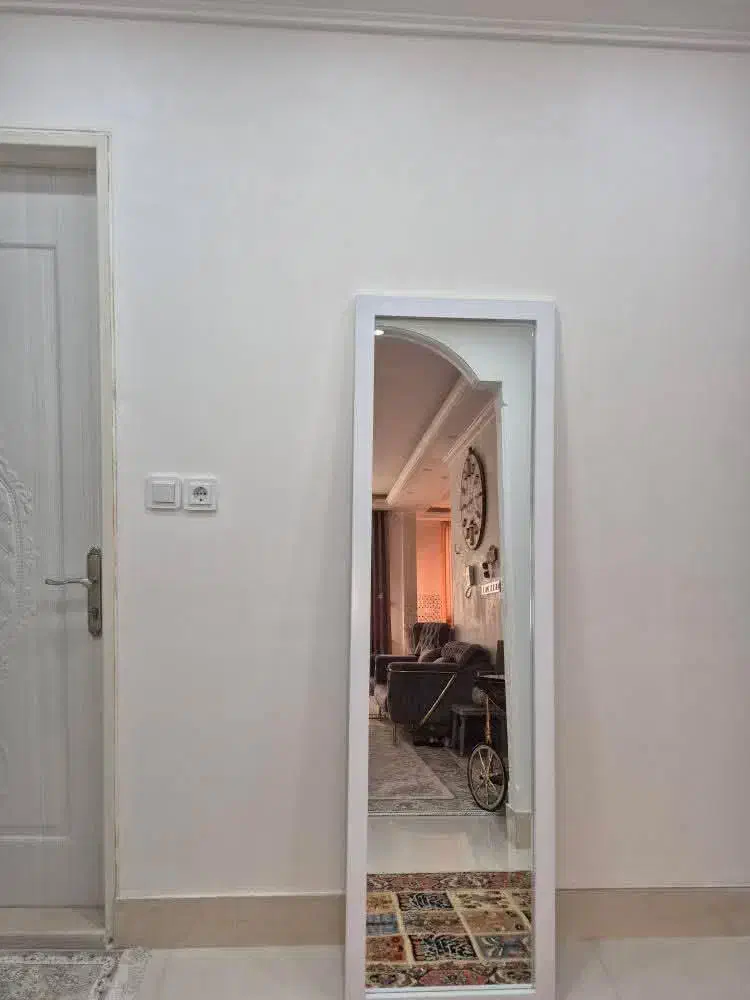 آینه قدی|آینه|بروجرد, |دیوار