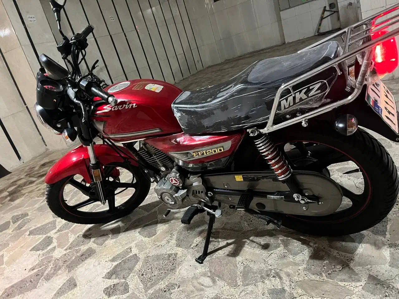 دنبال است میگردی|موتورسیکلت|کرج, شهرک البرز ۳|دیوار