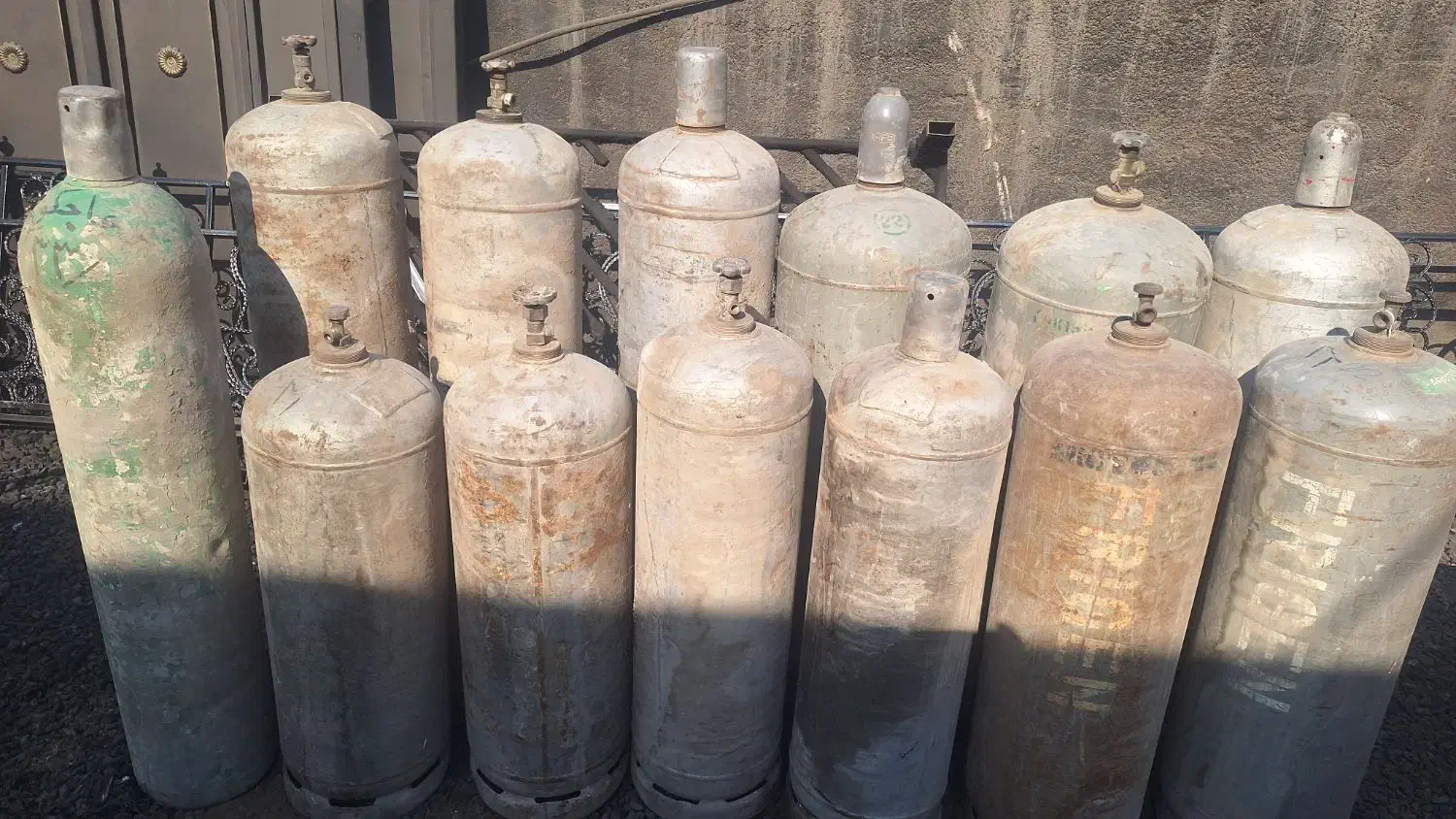 فروش ۱۵ عدد کپسول خالی هوا و گاز وارداتی|ماشین‌آلات صنعتی|تهران, خلازیر|دیوار