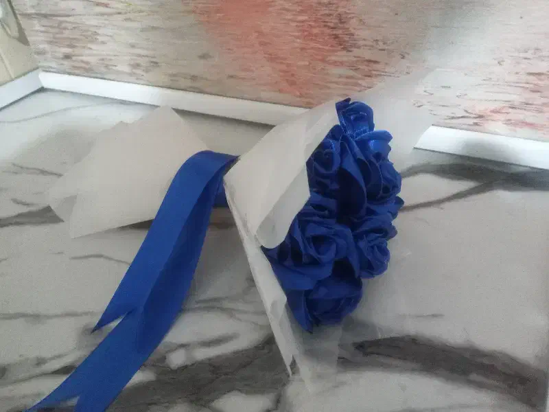 دسته گل آبی|گل مصنوعی|همدان, |دیوار