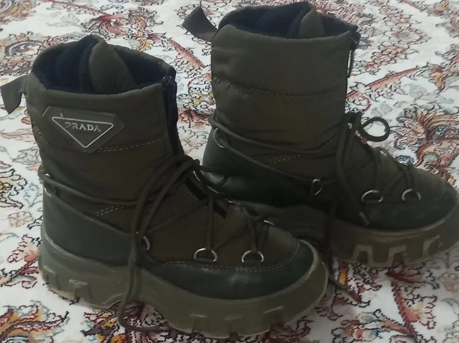 پوتین بچه گانه|کیف، کفش، کمربند|اشتهارد, |دیوار