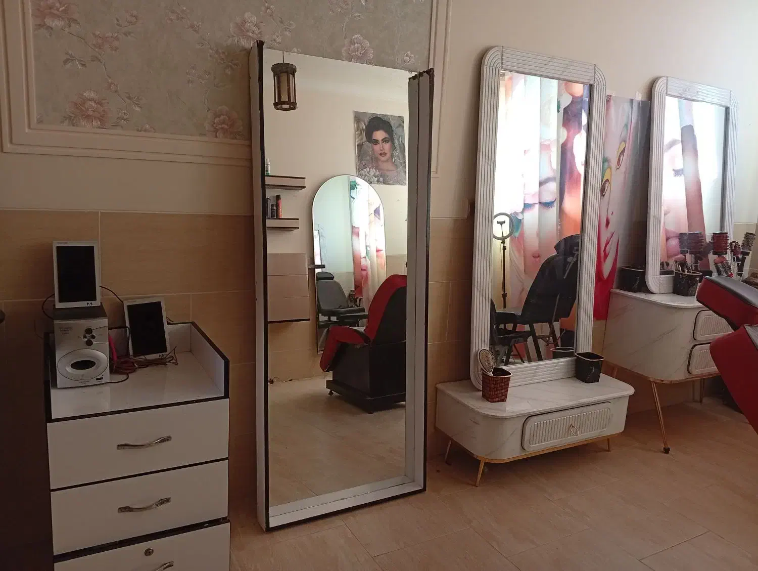 اینه و کنسول|بوفه، ویترین، کنسول|یزد, |دیوار