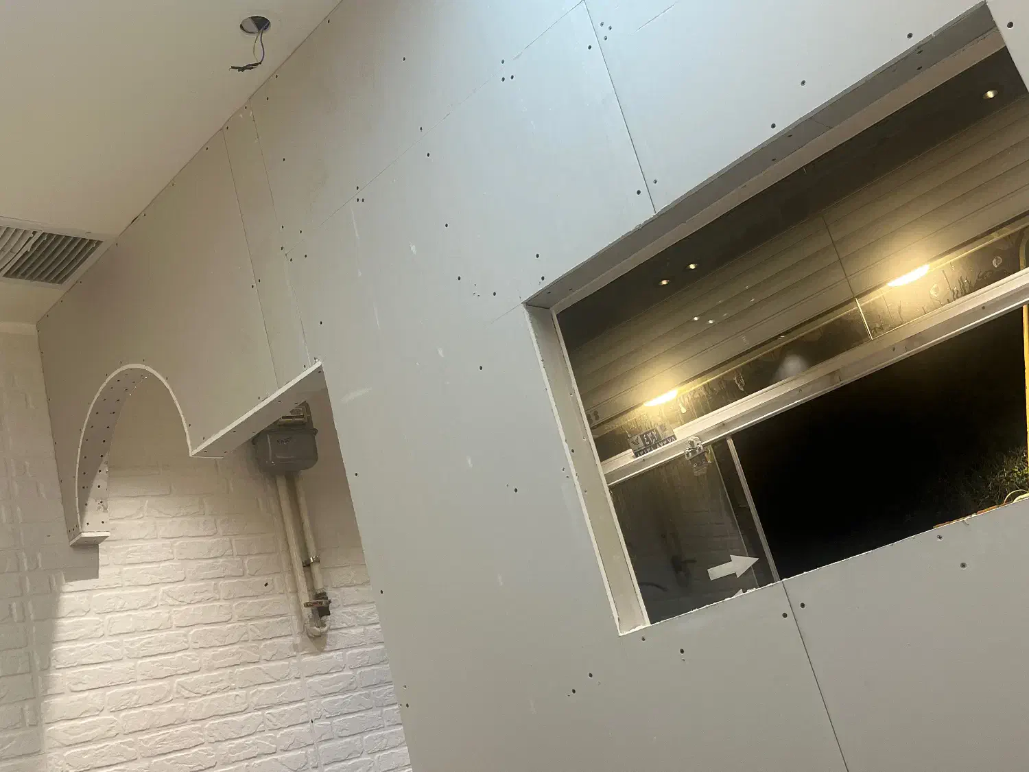 اجرای کناف و P.V.C با بهترین کیفیت|خدمات پیشه و مهارت|شاهینشهر, عطار|دیوار