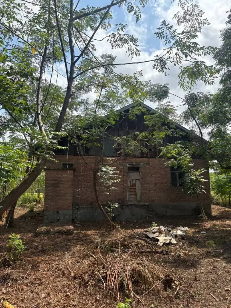 ۱۰۰۰متر زمین و ۱۲۰متر بنای قابل سکونت قیمت۳۴۵۰|فروش زمین و ملک کلنگی|کوچصفهان, |دیوار
