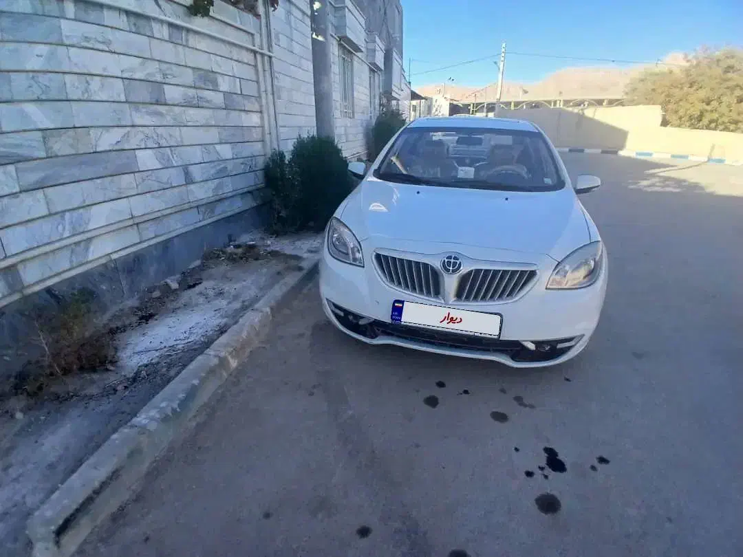 خودرو ۱۳۹۵ اتومات در حد.|خودرو سواری و وانت|تیران, |دیوار