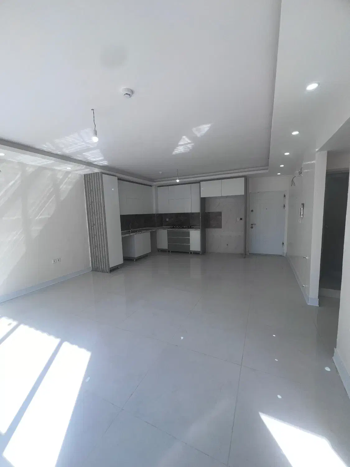 فزوش واحدخیابان علامه|فروش آپارتمان|شاهین‌شهر, طالقانی|دیوار