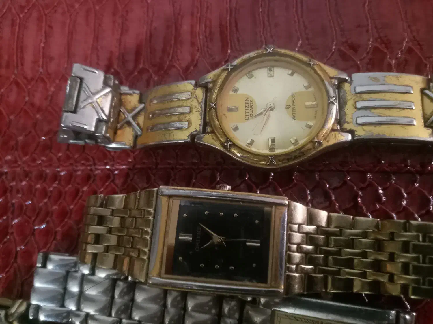 ساعت سیکو پنج|ساعت|اصفهان, ارزنان|دیوار