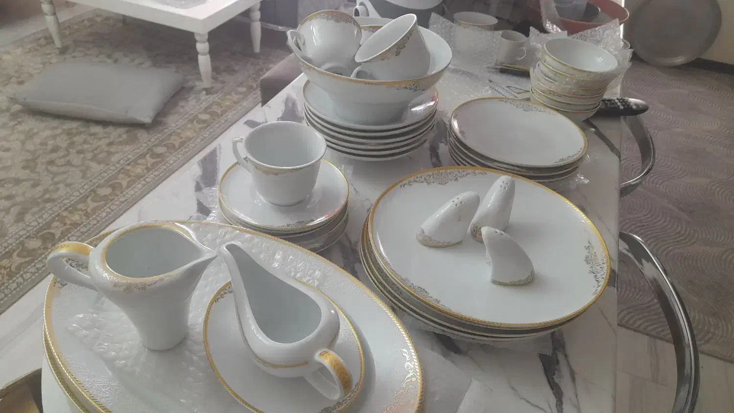 سرویس چینی ۶ نفره کامل|ظروف سرو و پذیرایی|پردیس, فاز ۱۱|دیوار