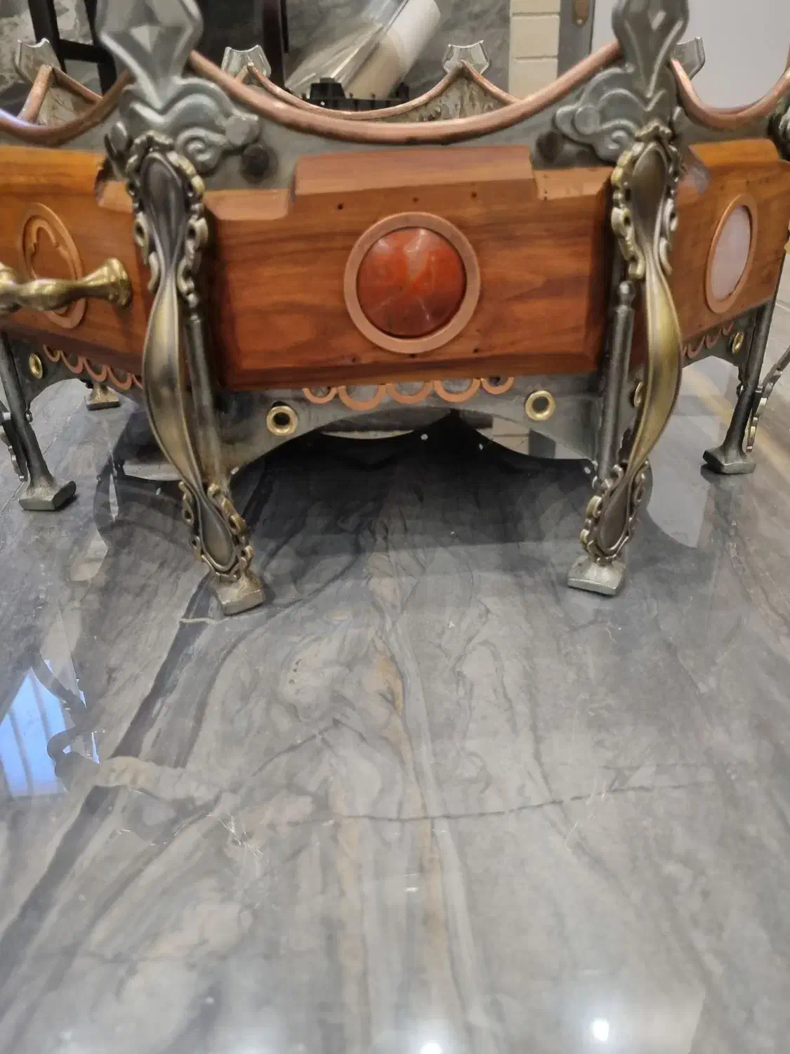 منقل آنتیک و منحصر بفرد مسکوب و نگین دار|کلکسیون اشیاء عتیقه|کرمان, |دیوار