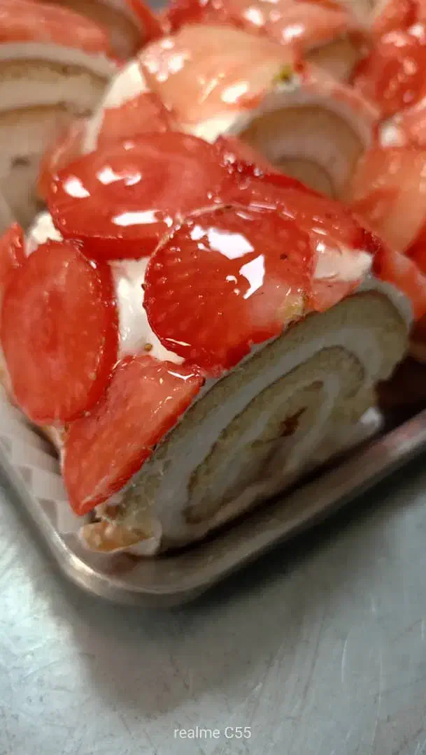 قنادی .تر کار به روز و با سلیقه .|استخدام خدمات فروشگاه و رستوران|قم, انسجام|دیوار