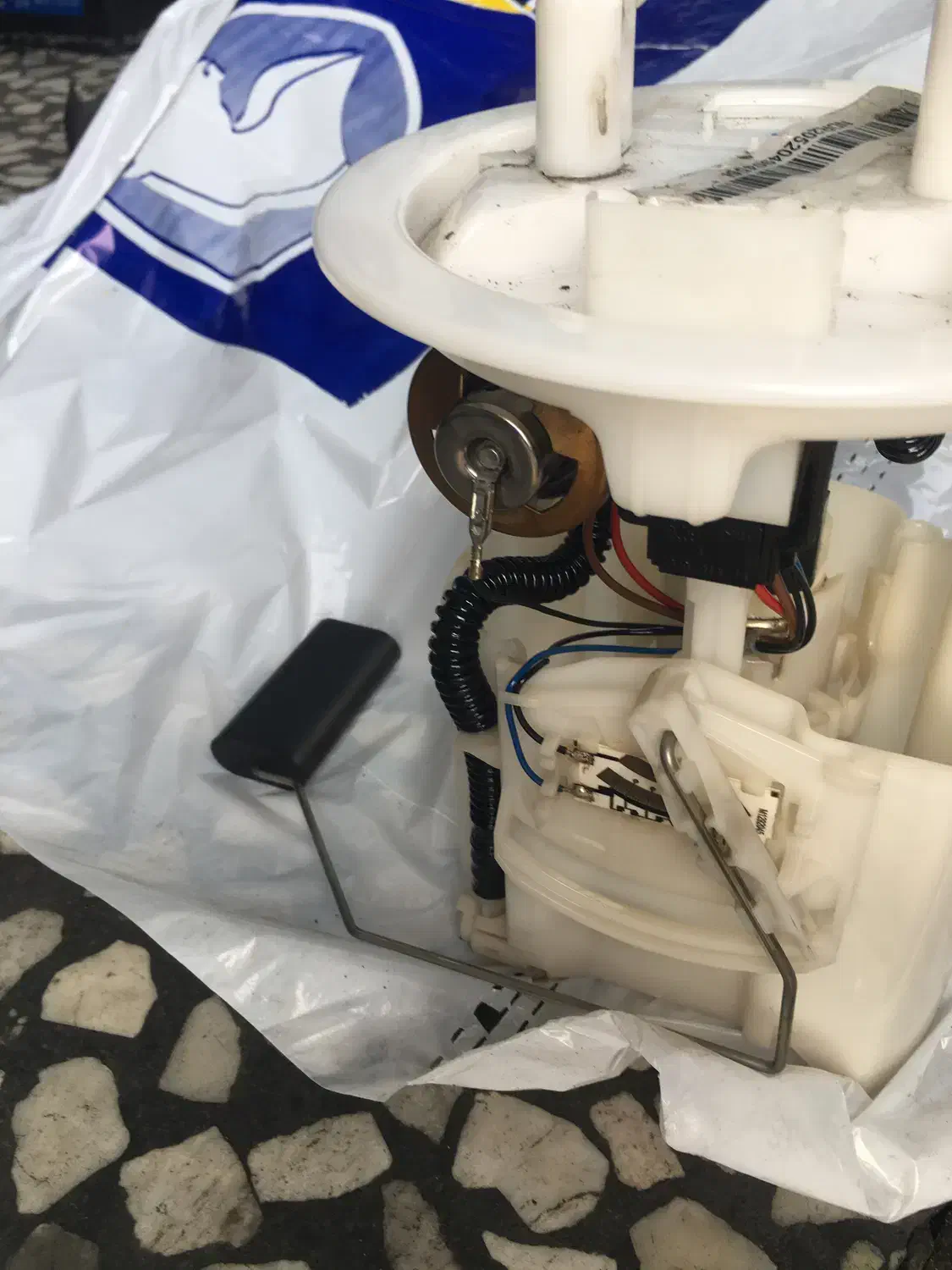 پمپ و درجه باک ۲۰۶ و ۲۰۷|قطعات یدکی و لوازم جانبی|رشت, دیلمان|دیوار