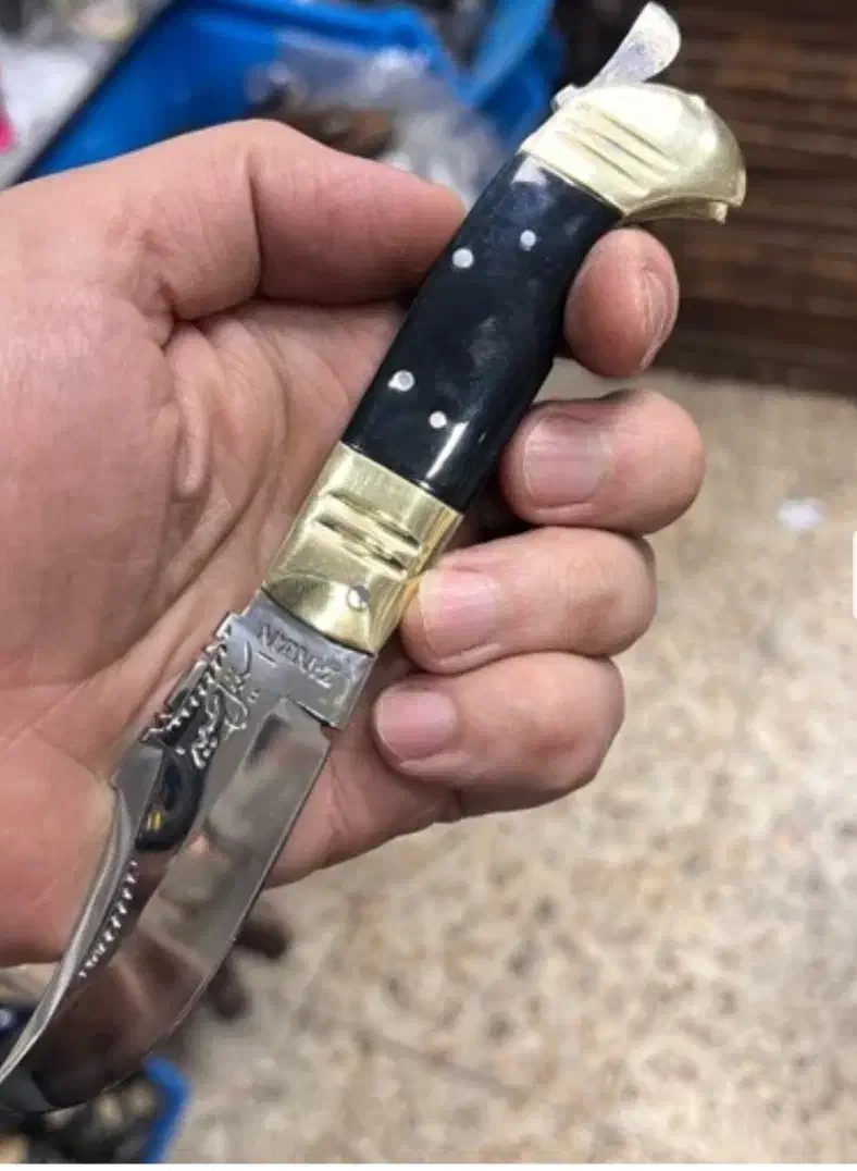 چاقو|کلکسیون اشیاء عتیقه|شیروان (خراسان), |دیوار