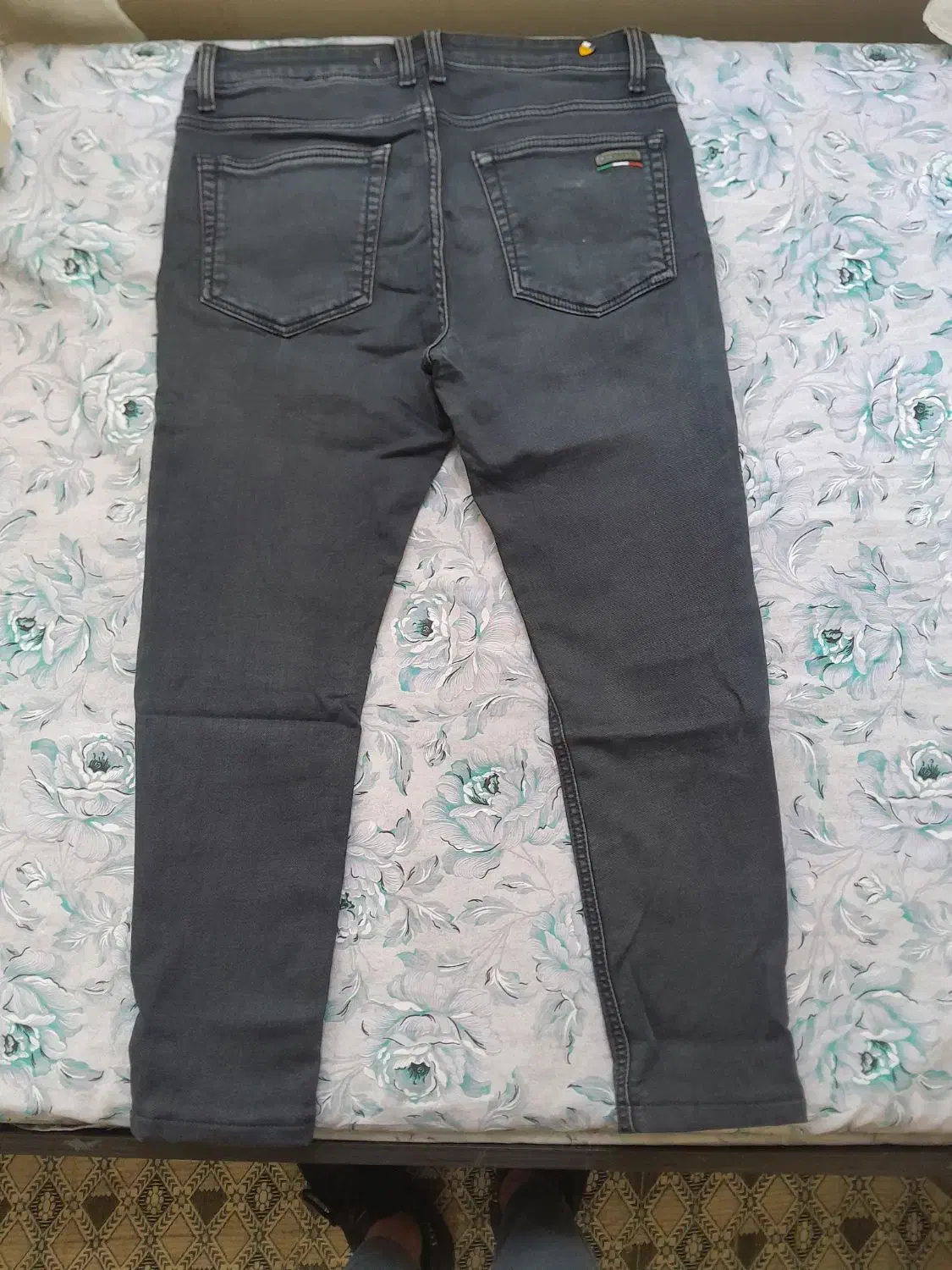 شلوارلی سایز۳۲وشلوارکوردی وسویشرت وچشم بندوجوراب|لباس|شیراز, دکتر حسابی|دیوار