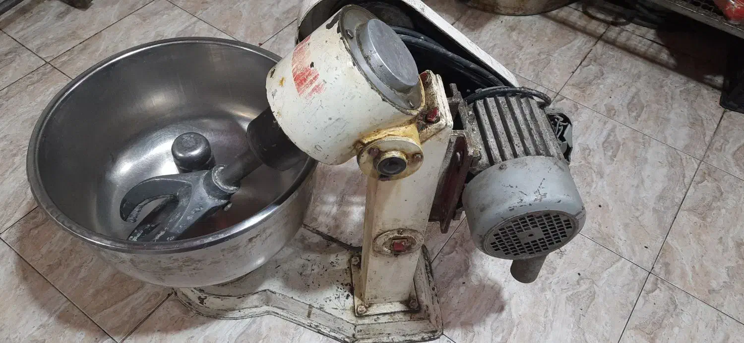 میکسر خمیر گیر کم کار|فروشگاه و مغازه|شیراز, باغ تخت|دیوار
