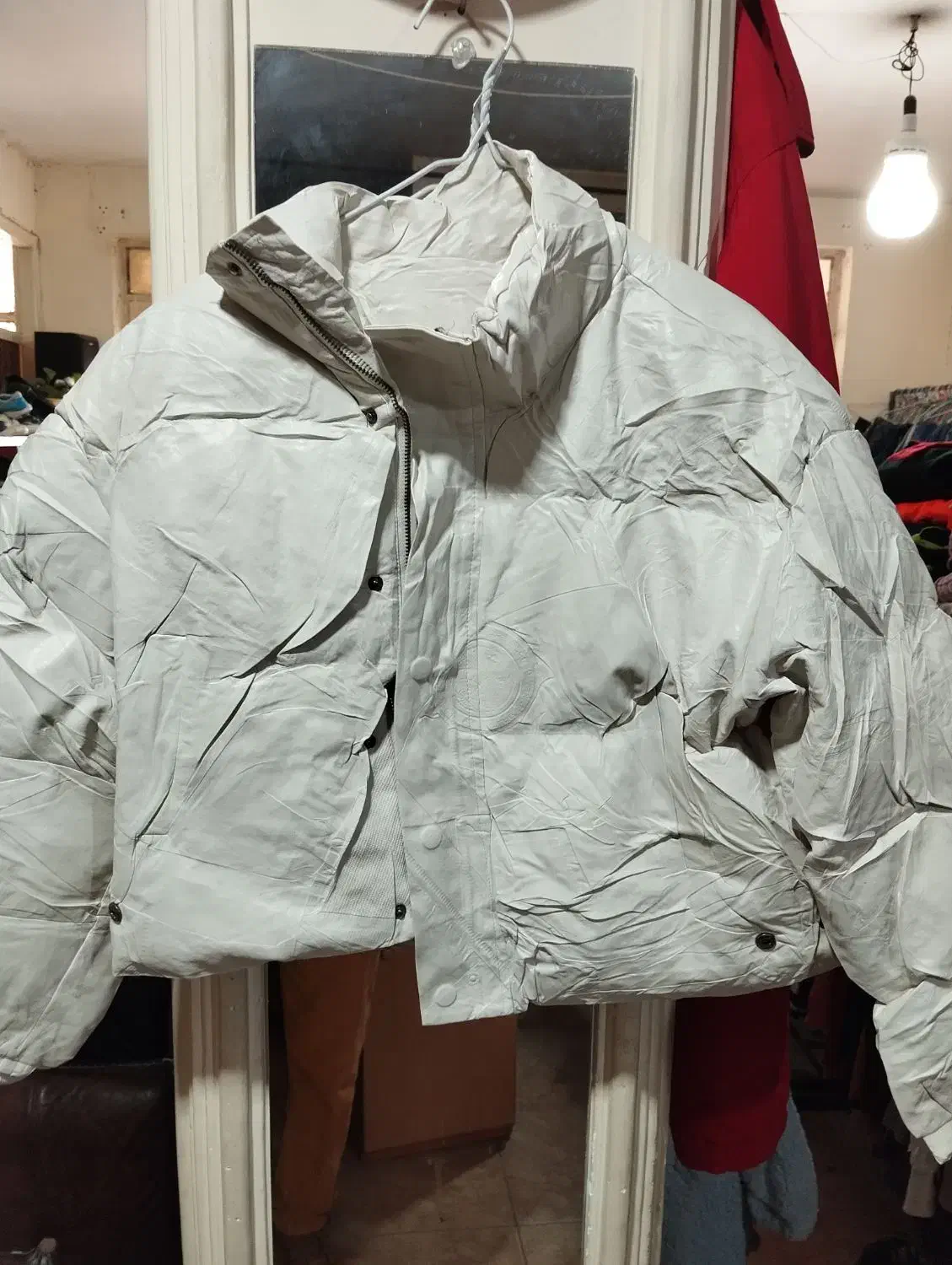 اسکیمو|لباس|شیراز, ابیوردی|دیوار