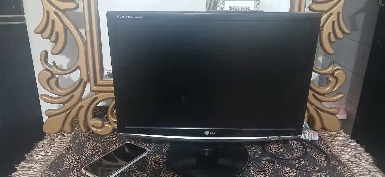 صفحه مانیتور کامپیوتر|قطعات و لوازم جانبی رایانه|ری, دولتآباد|دیوار