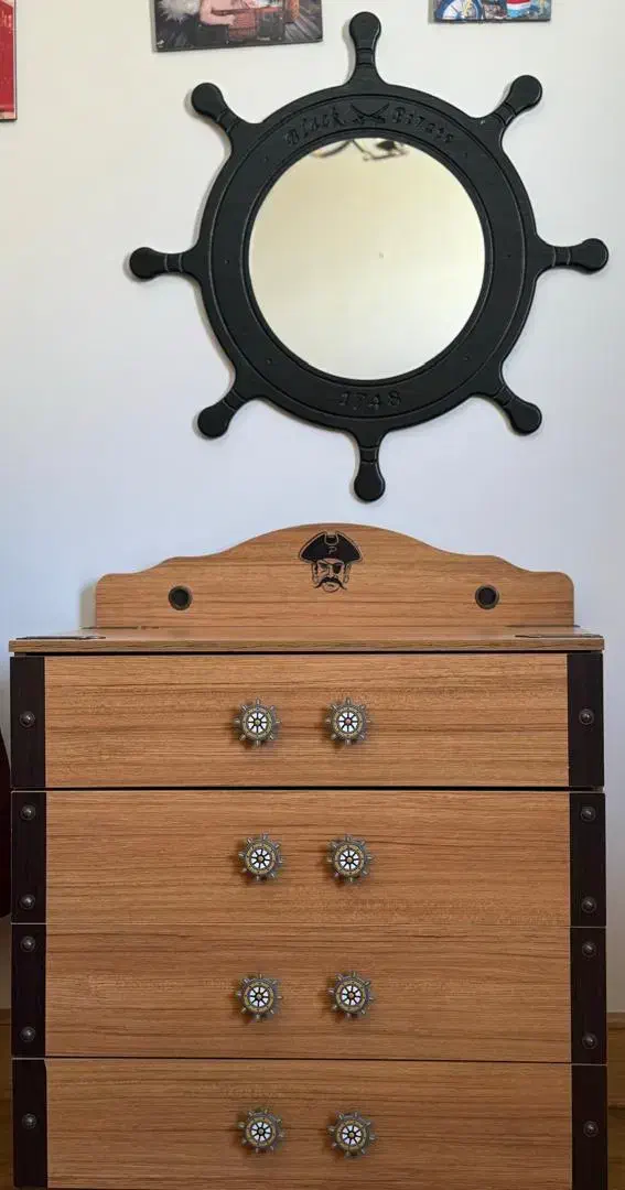 سرویس تخت خواب و کمد و میز مطالعه|تخت و صندلی بچه|اصفهان, صائب|دیوار