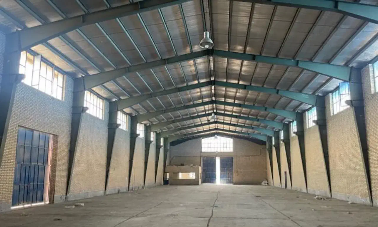 اجاره سوله و تجاری و اداری(۲۵۰۰متری)|اجارهٔ دفتر صنعتی، کشاورزی، تجاری|مشهد, طرق|دیوار