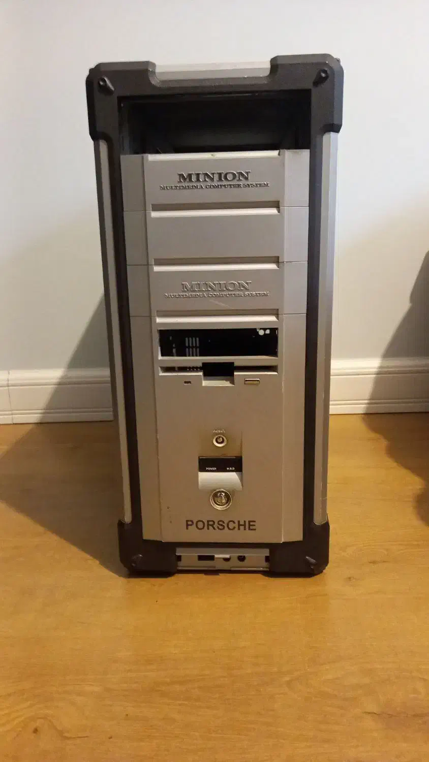 قاب کیس|رایانه رومیزی|گرگان, |دیوار