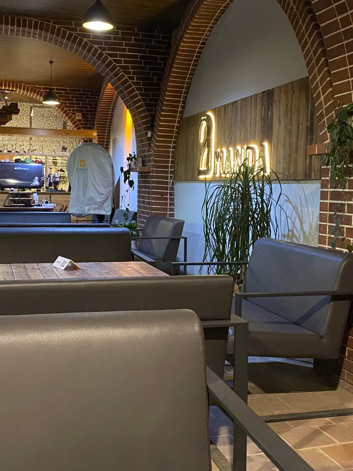 استخدام همکارعلاقه مندوباانگیزه درکافه رستوران|استخدام خدمات فروشگاه و رستوران|ایزدشهر, |دیوار