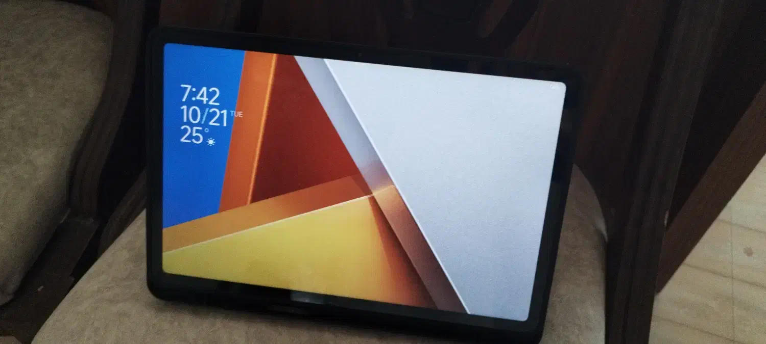 تبلت پوکو پد به همراه کیبود بلوتوثی|تبلت|کرمان, |دیوار