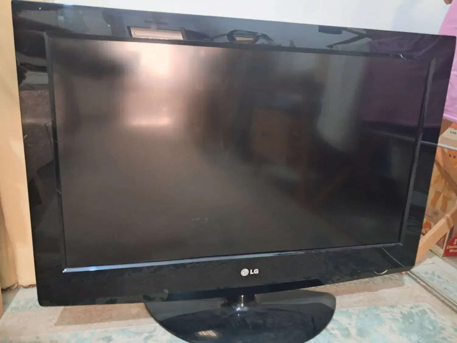 تلویزیون الجی ۳۲ اینچ|تلویزیون و پروژکتور|مشهد, نوید|دیوار