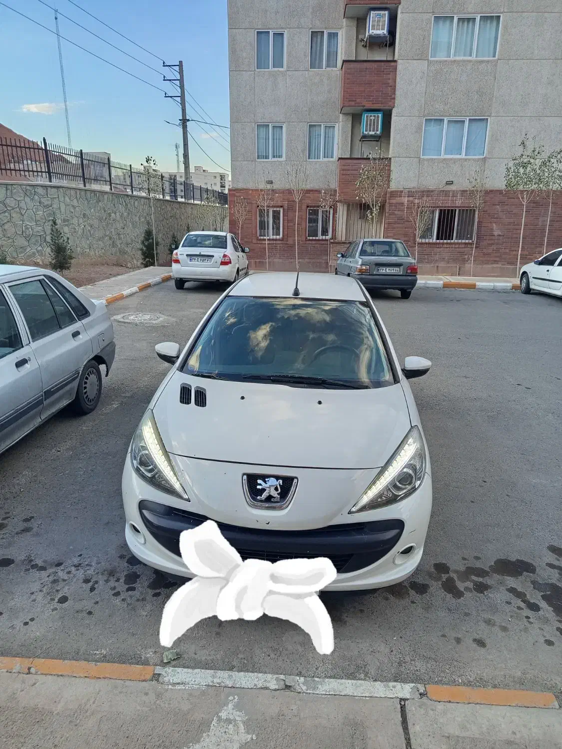 ۲۰۷ تمام رنگ|خودرو سواری و وانت|پرند, فاز ۴|دیوار