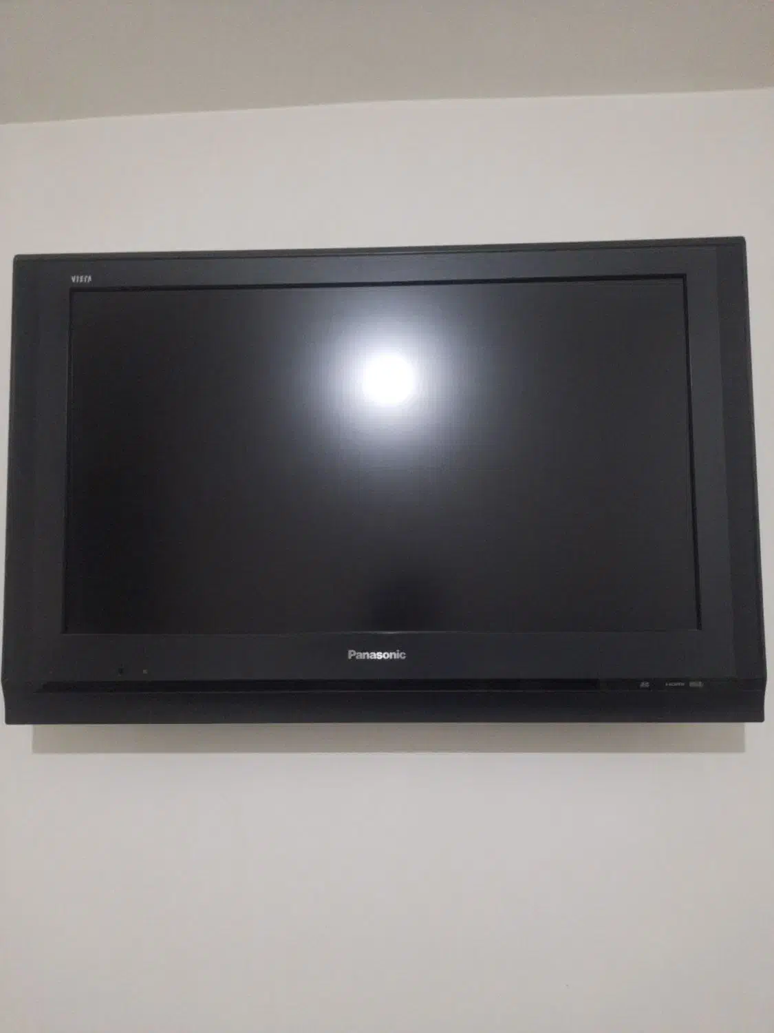 تلوزیون ۳۲ اینچ پاناسونیک بسیار تمیز و کم کارکرد|تلویزیون و پروژکتور|رشت, حسین آباد|دیوار