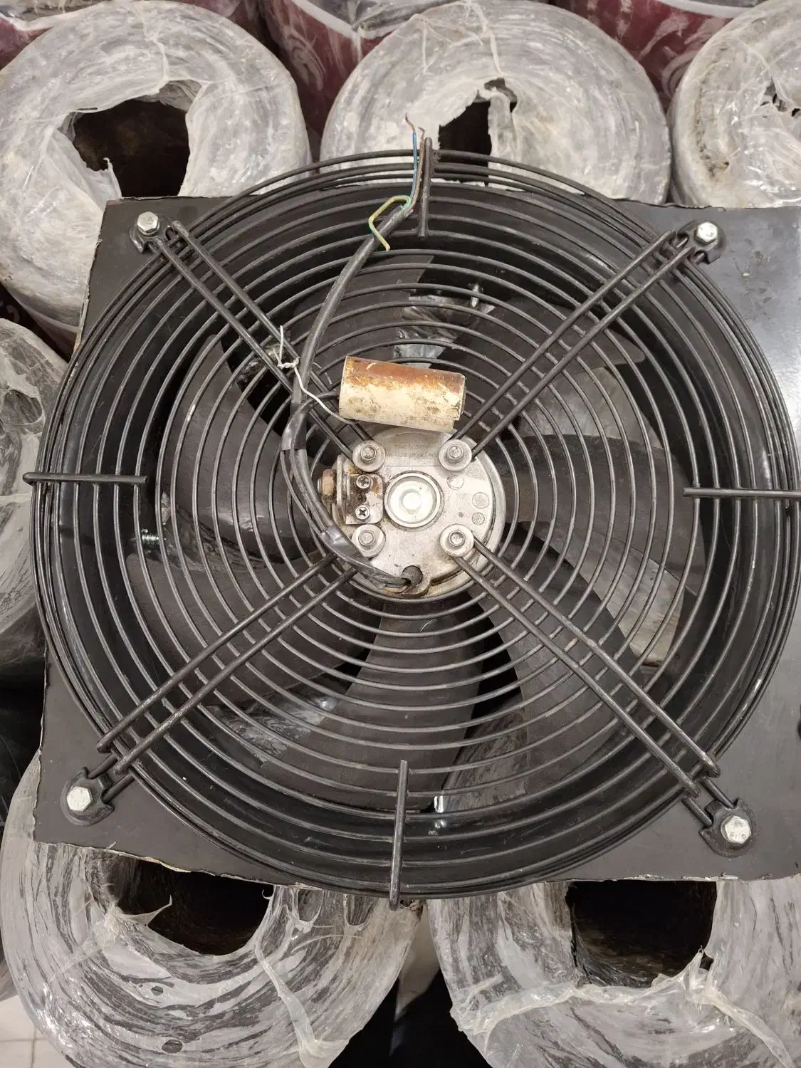 فن هواکش|پنکه و تصفیهکنندهٔ هوا|مشهد, اقبال|دیوار