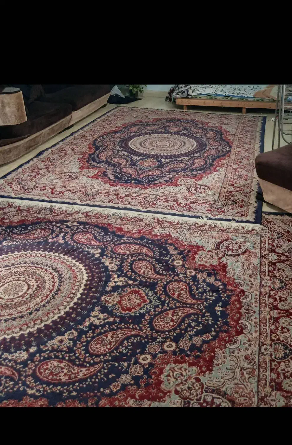 دوعدد فرش ۶ متری و ۲ عدد قالیچه۲ متری|فرش|رشت, جانبازان|دیوار