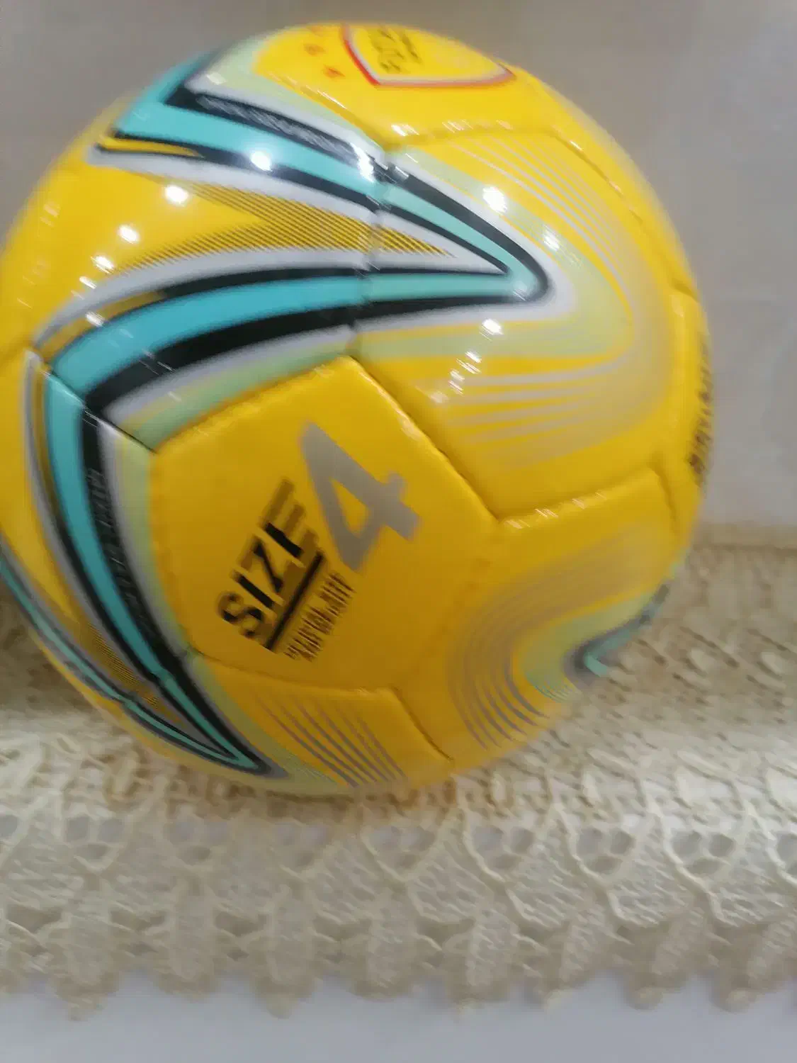 توپ فوتسال نو|تجهیزات ورزشی|قم, شهدا|دیوار