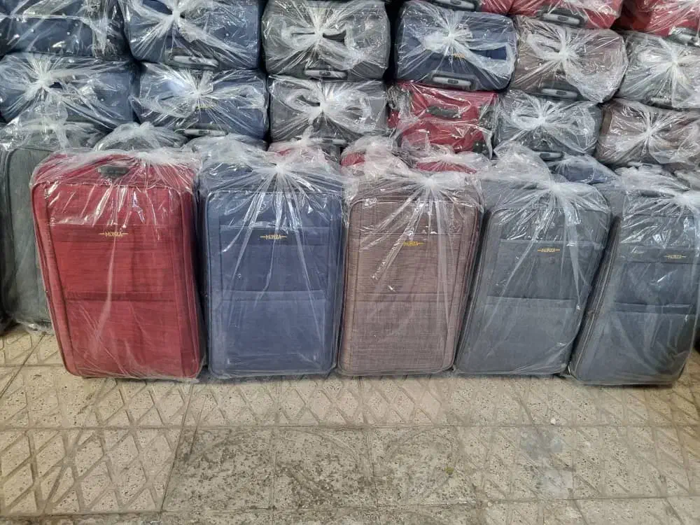 چمدان مسافرتی|کیف، کفش، کمربند|قرچک, میرزائی شمالی|دیوار