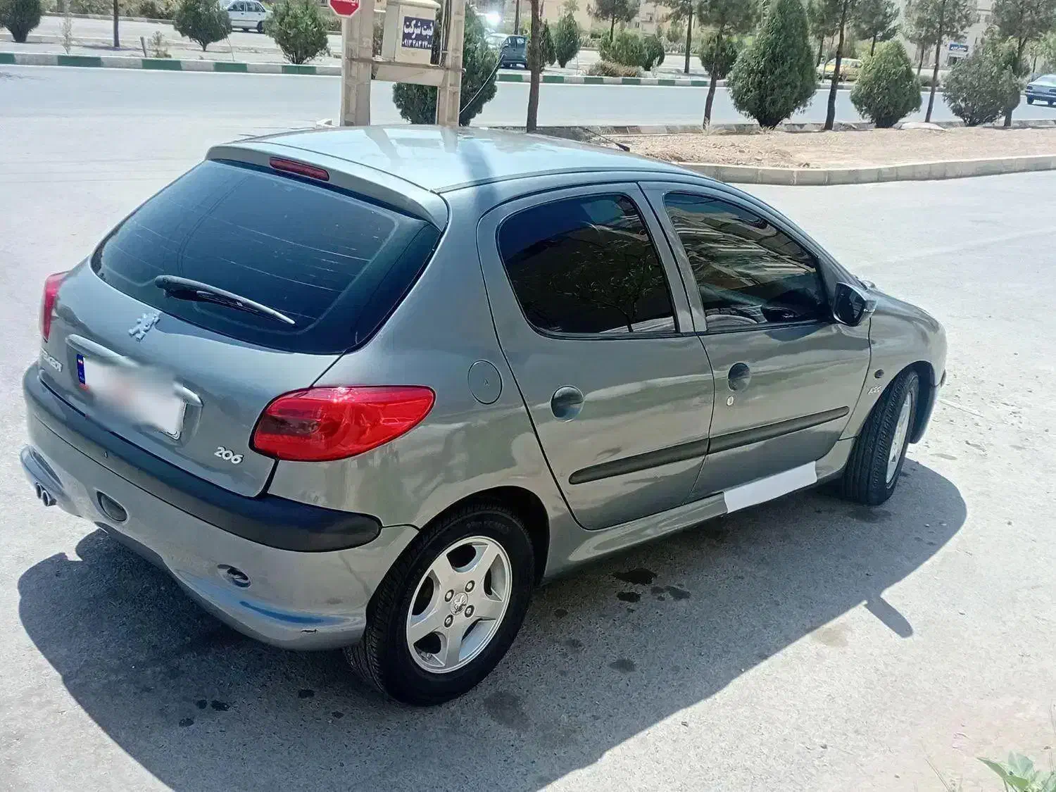 ۲۰۶|خودرو سواری و وانت|خمینیشهر, |دیوار