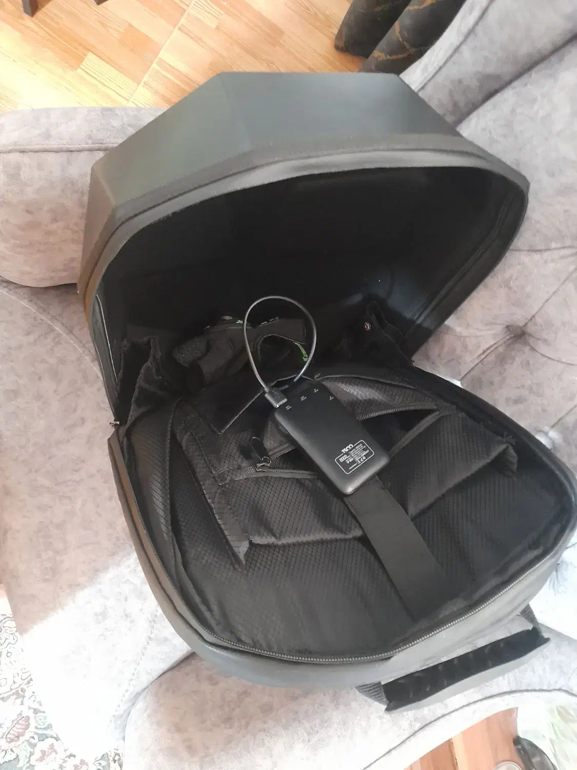 کوله پشتی|کیف، کفش، کمربند|رشت, حمیدیان|دیوار