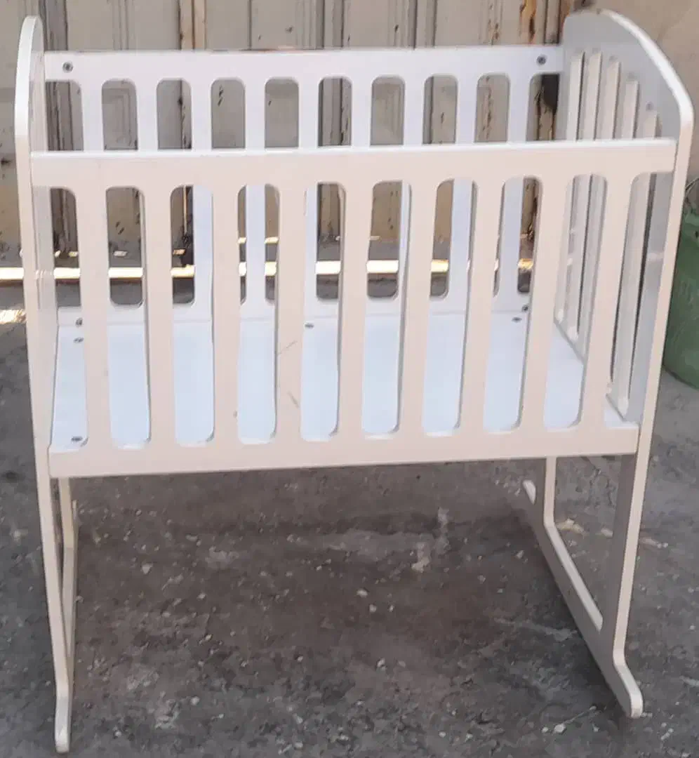 فروش گهواره نوزاد|تخت و صندلی بچه|بندر امام خمینی, |دیوار