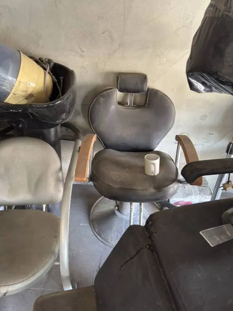 لوازم آرایشگاه صندلی برقی|آرایشگاه و سالن‌های زیبایی|تهران, شهید فکوری|دیوار