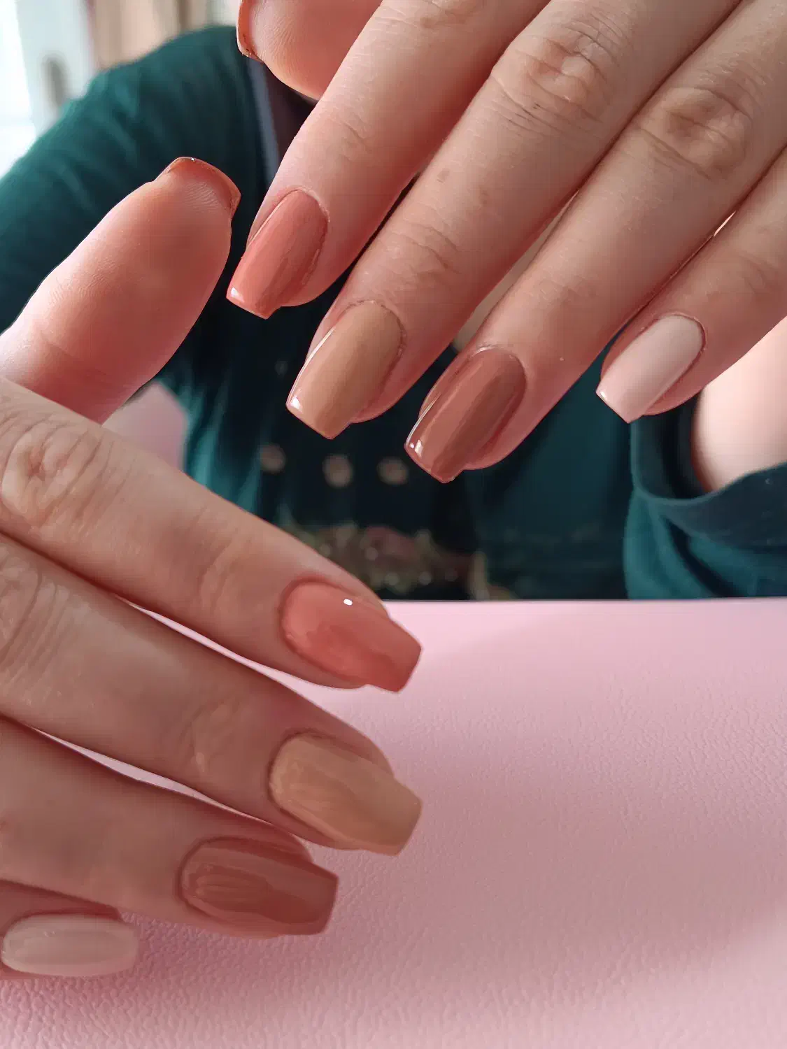 مدل کاشت ناخن|خدمات آرایشگری و زیبایی|اردبیل, |دیوار