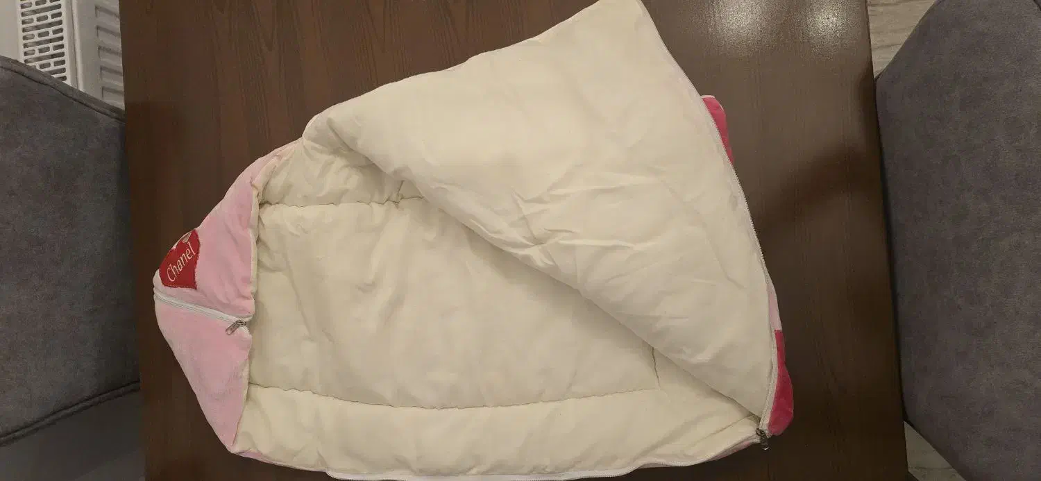 آغوشی و کیسه قنداق و کریر|اسباب و اثاث بچه|رشت, لاکان شهر|دیوار