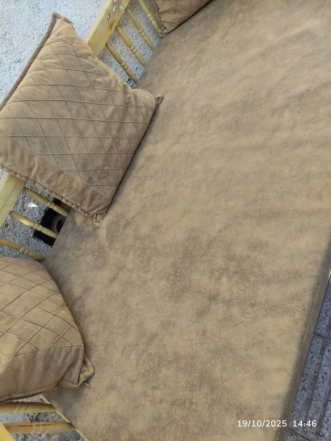 شاه نشین|تخت و سرویس خواب|سبزوار, شهدا|دیوار