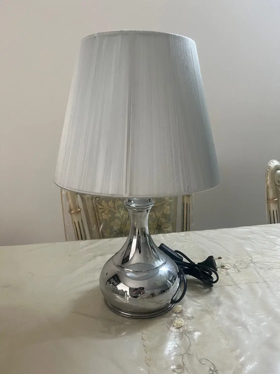 اباژور|لوستر و چراغ آویز|اصفهان, مسجد مصلی|دیوار