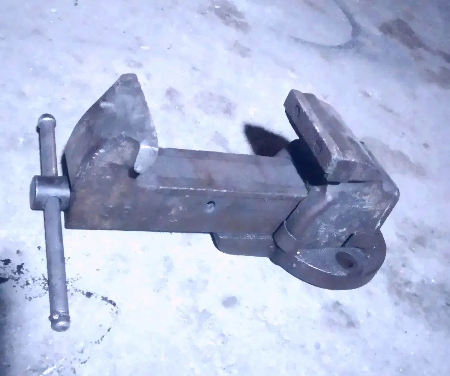 گیره|ابزارآلات|همدان, |دیوار