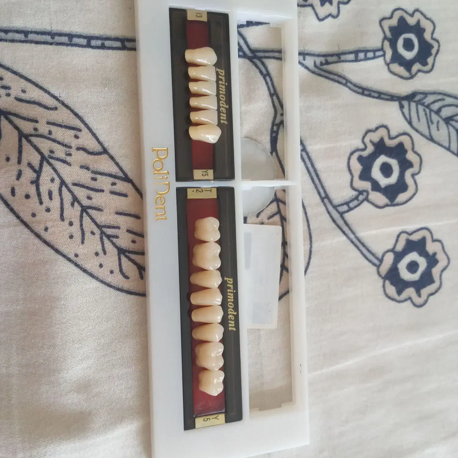 دندان اکریلی|آرایشی، بهداشتی، درمانی|فردیس, شهرک راه آهن|دیوار