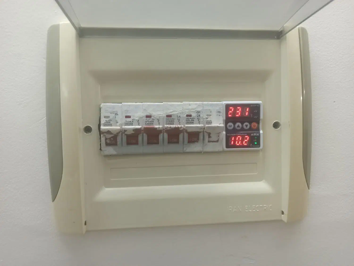 خدمات برق ساختمان صفر تا صد و نصب اسپیلت|خدمات پیشه و مهارت|ایرانشهر, |دیوار