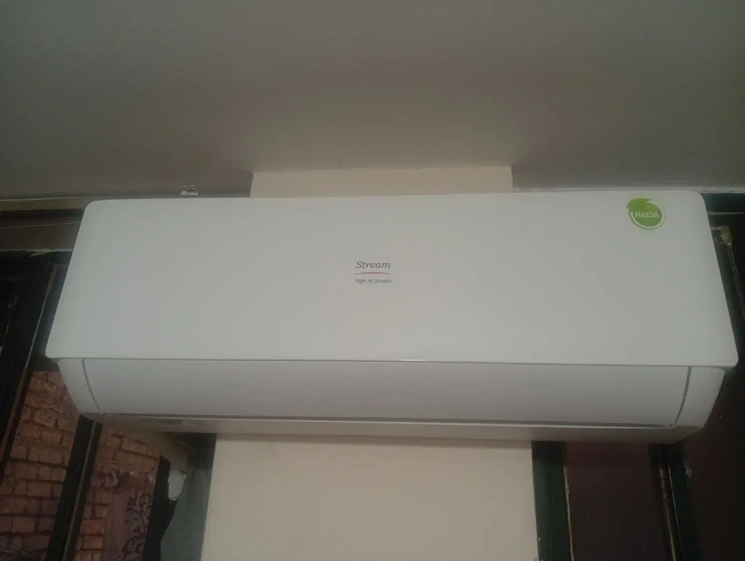 اسپلت ۱۲هزار استریم ۲ماه کارکرد|کولر گازی و فن‌کوئل|شیراز, شهرک فرهنگیان|دیوار