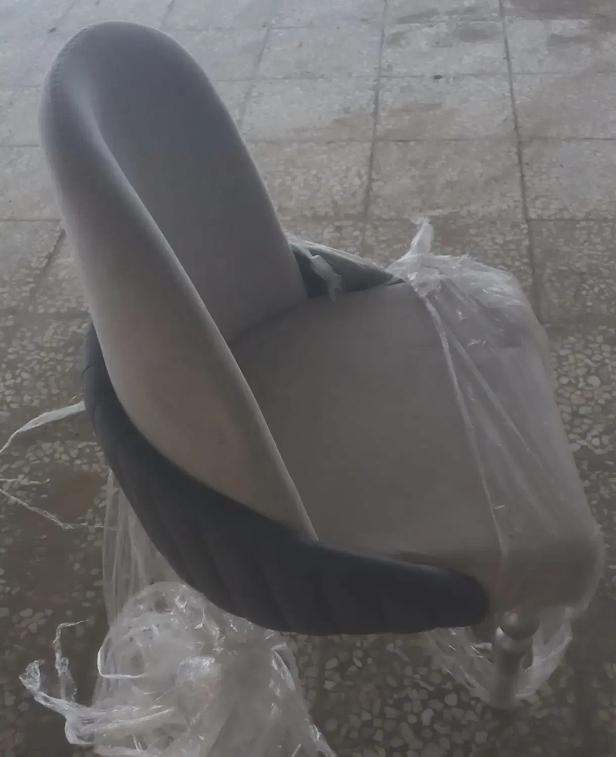 صندلی یک عدد کاملا نو استفاده نشده آکبند|میز و صندلی غذاخوری|گنبد کاووس, |دیوار