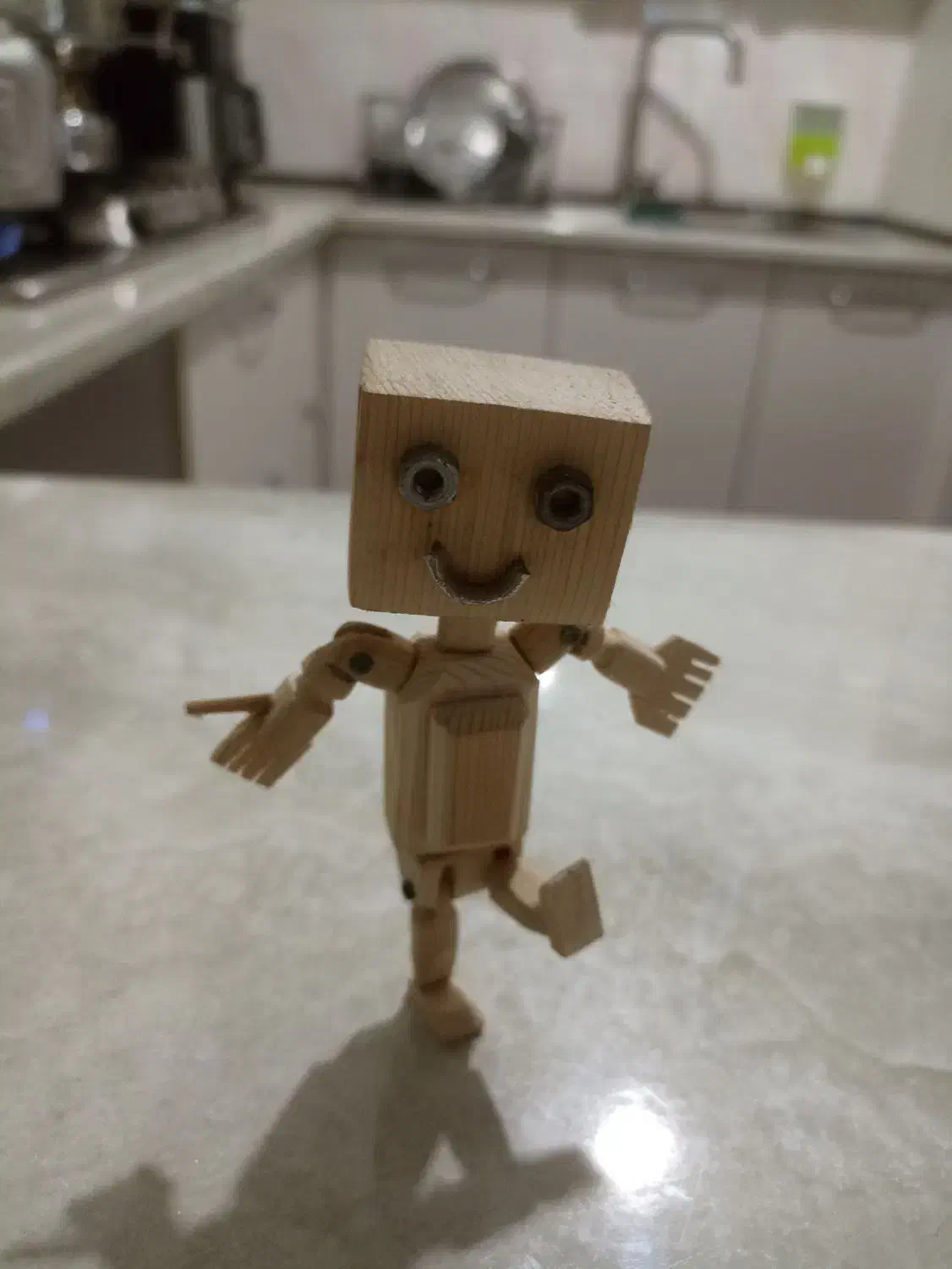 عروسک|اسباببازی بچه|اردبیل, |دیوار